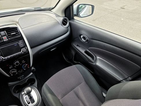 Used 2018 Nissan Versa SV w/ SV Special Edition Package FWD image 38