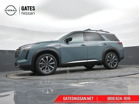 New 2026 Nissan Pathfinder Platinum image 37