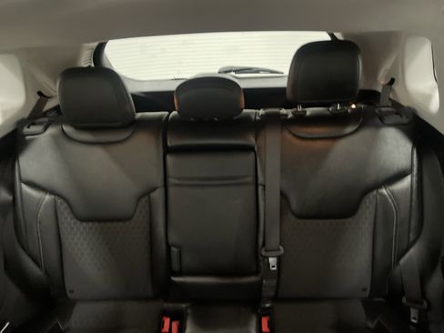 Used 2020 Jeep Compass Latitude image 11