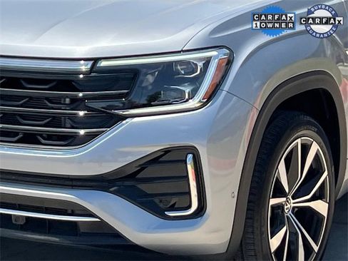 Used 2025 Volkswagen Atlas SEL Premium R-Line image 4