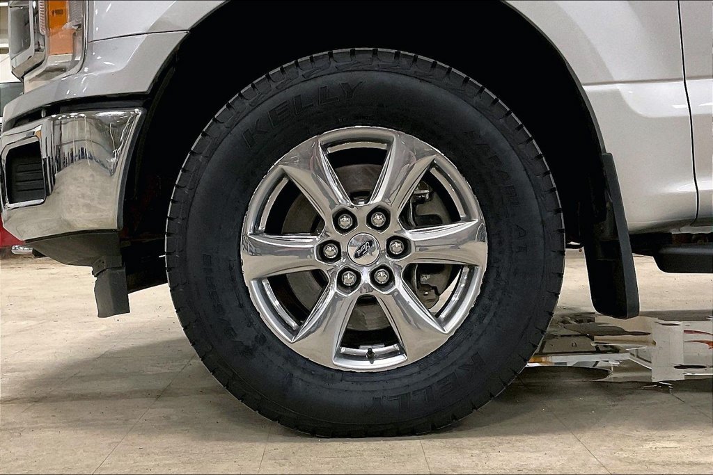 Certified 2019 Ford F150 XLT w/ Equipment Group 302A Luxury AWD/4WD image 9