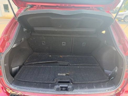 Used 2019 Nissan Rogue Sport SV FWD image 19