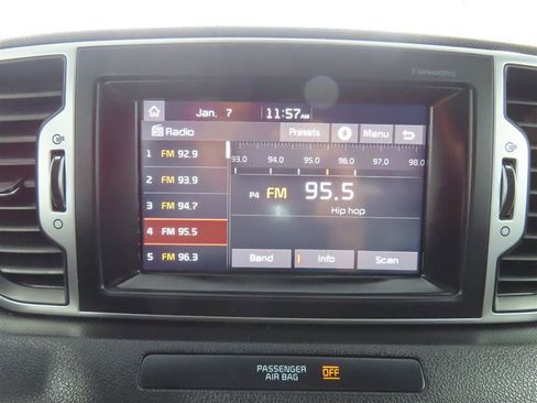 Used 2017 Kia Sportage EX AWD/4WD image 23