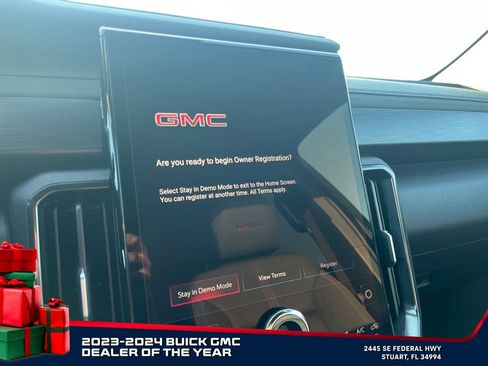 New 2026 GMC Acadia AT4 image 30