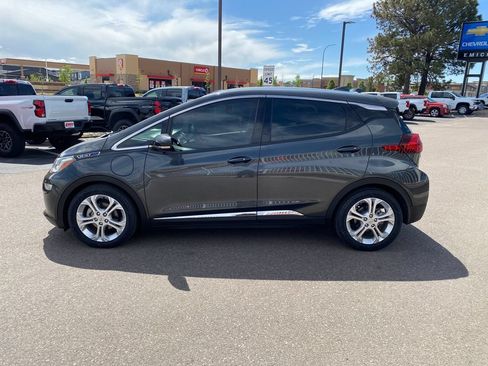 Used 2019 Chevrolet Bolt LT FWD image 2