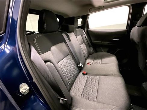 New 2026 Nissan Kicks SV w/ SV Premium Package FWD image 32