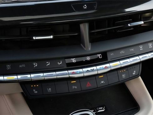 Used 2025 Cadillac CT4 Premium Luxury image 21