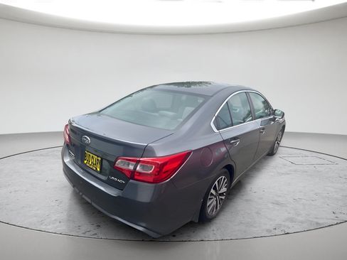 Used 2018 Subaru Legacy 2.5i AWD/4WD image 2