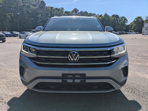 Certified 2023 Volkswagen Atlas Cross Sport SE AWD/4WD image 9