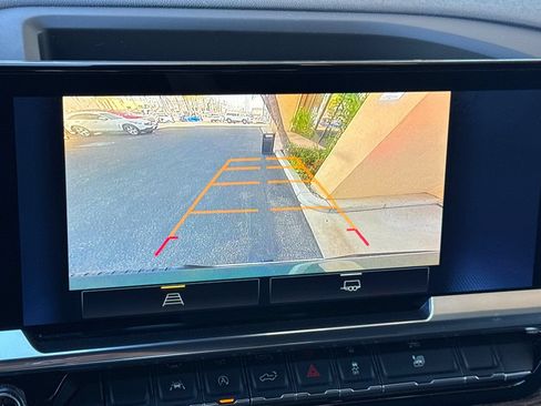 Certified 2025 Chevrolet Silverado 1500 LT RWD image 19