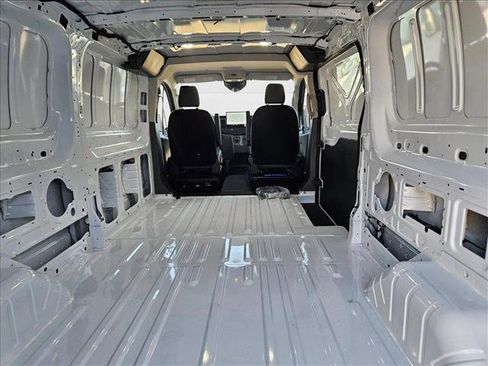 New 2024 Ford E-Transit Low Roof image 9