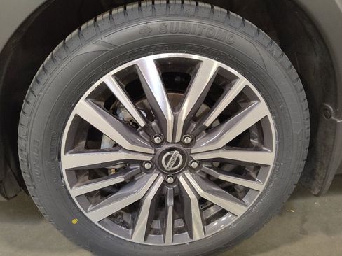 Used 2021 Nissan Kicks SV FWD image 31