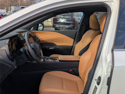 Used 2024 Lexus RX 350 Premium image 16