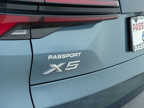 Certified 2024 BMW X5 xDrive40i w/ Premium Package image 13