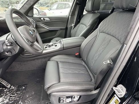 New 2026 BMW X7 M60i image 14
