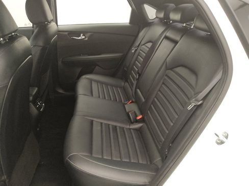 Used 2024 Kia Forte GT-Line w/ GT-Line Premium Package FWD image 18