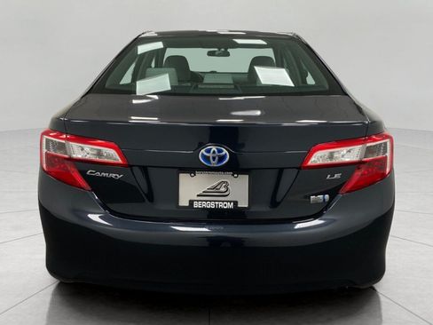 Used 2013 Toyota Camry LE FWD image 5