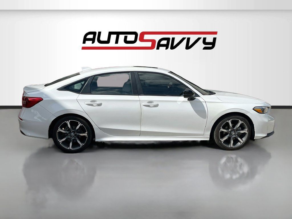 Used 2025 Honda Civic Sport Touring image 8
