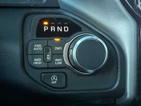 New 2026 RAM 1500 4x4 Crew Cab image 20