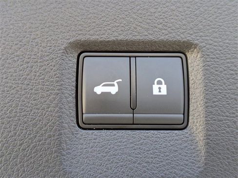 Certified 2025 INFINITI QX60 Pure w/ Cargo Package image 13