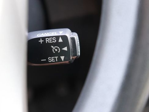 Used 2012 Toyota Prius C Three FWD image 23