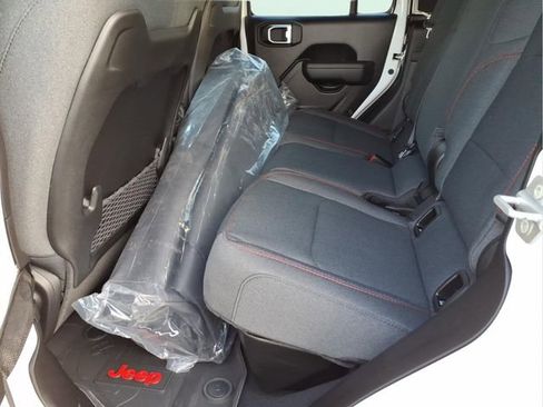 New 2026 Jeep Gladiator Rubicon image 10