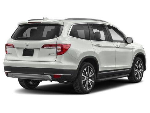 Used 2022 Honda Pilot Elite image 2