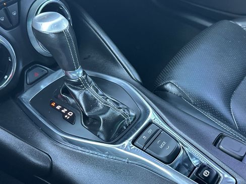Used 2018 Chevrolet Camaro LT image 19