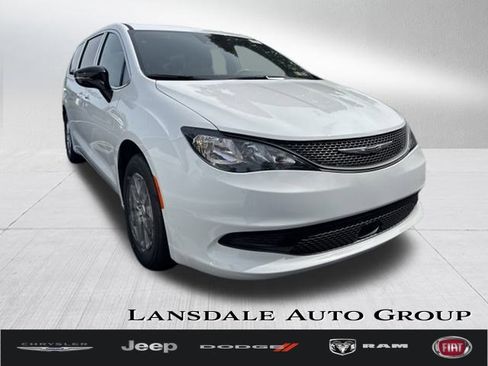New 2026 Chrysler Voyager LX image 1