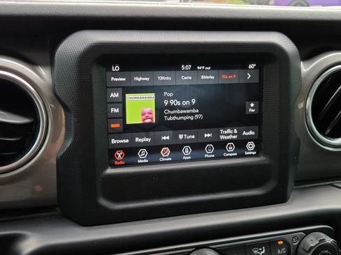 Certified 2019 Jeep Wrangler Unlimited Sahara AWD/4WD image 23