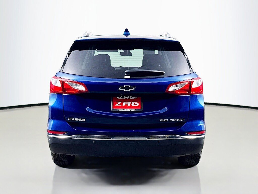 Used 2020 Chevrolet Equinox Premier w/ LPO, Floor Liner Package AWD/4WD image 4