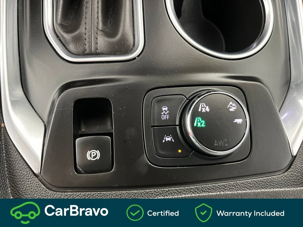 Used 2019 Chevrolet Traverse Premier w/ LPO, Blackout Package AWD/4WD image 33