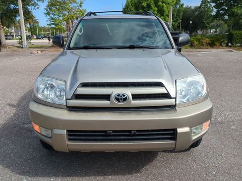 Used 2004 Toyota 4Runner SR5 AWD/4WD image 9