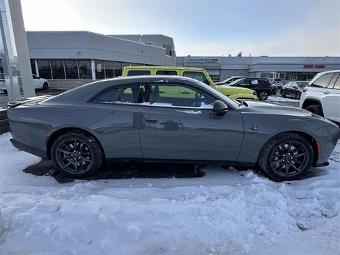 Used 2026 Dodge Charger R/T Scat Pack image 2