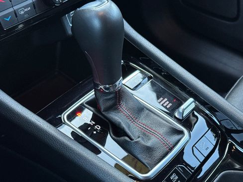 Used 2024 Jeep Compass Trailhawk image 24