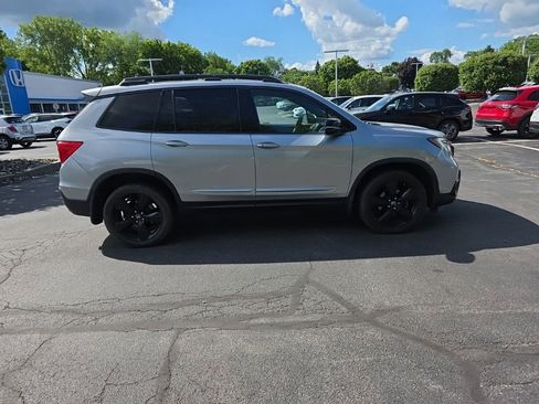 Used 2019 Honda Passport Elite image 8