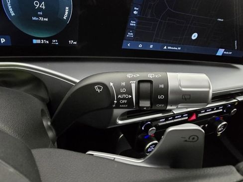 New 2026 Hyundai Ioniq 9 SE image 22