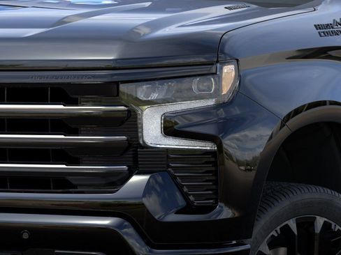 New 2026 Chevrolet Silverado 1500 High Country w/ High Country Premium Package AWD/4WD image 10