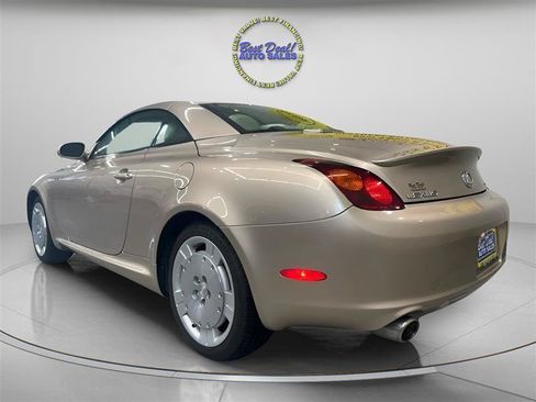 Used 2002 Lexus SC 430 Convertible RWD image 3