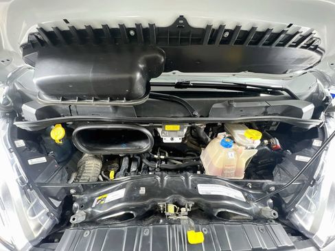 Used 2025 RAM ProMaster 2500 w/ Convenience Group FWD image 32
