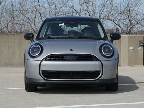 New 2026 MINI Cooper 4-Door Hardtop image 2