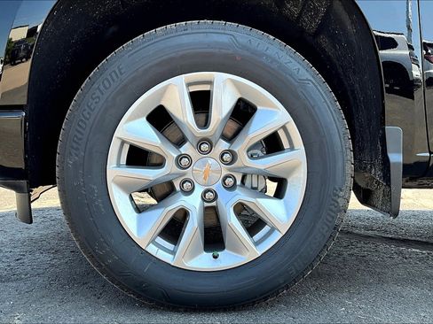 New 2025 Chevrolet Silverado 1500 Custom image 12