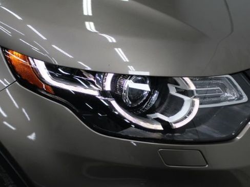 Used 2017 Land Rover Discovery Sport HSE image 29