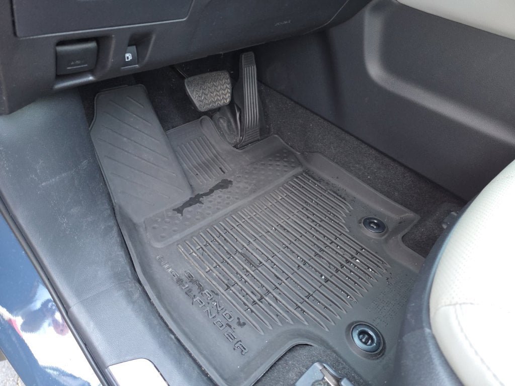 Used 2026 Toyota Grand Highlander AWD image 20