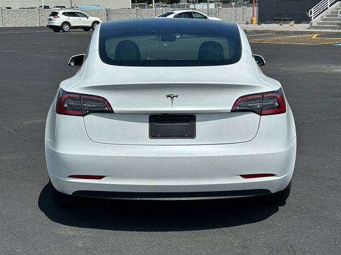 Used 2022 Tesla Model 3 Long Range AWD/4WD image 4