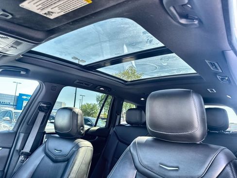 Used 2024 Cadillac XT6 Premium Luxury w/ Technology Package AWD/4WD image 22
