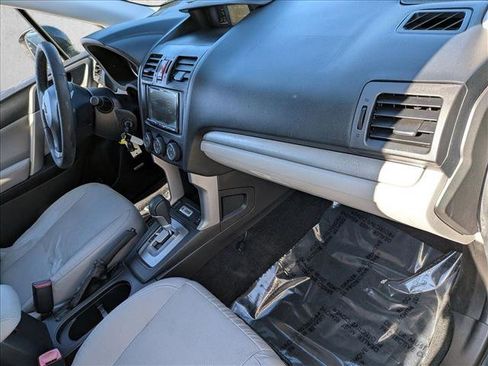 Used 2015 Subaru Forester 2.5i Limited image 22