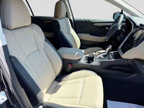 Certified 2025 Subaru Outback Limited image 25