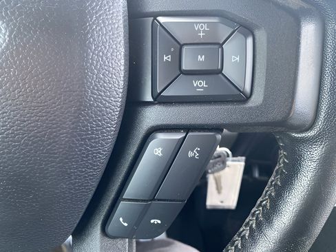 Used 2018 Ford F150 XLT w/ Equipment Group 302A Luxury image 16