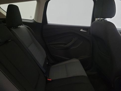 Used 2016 Ford Escape SE w/ Equipment Group 201A image 19